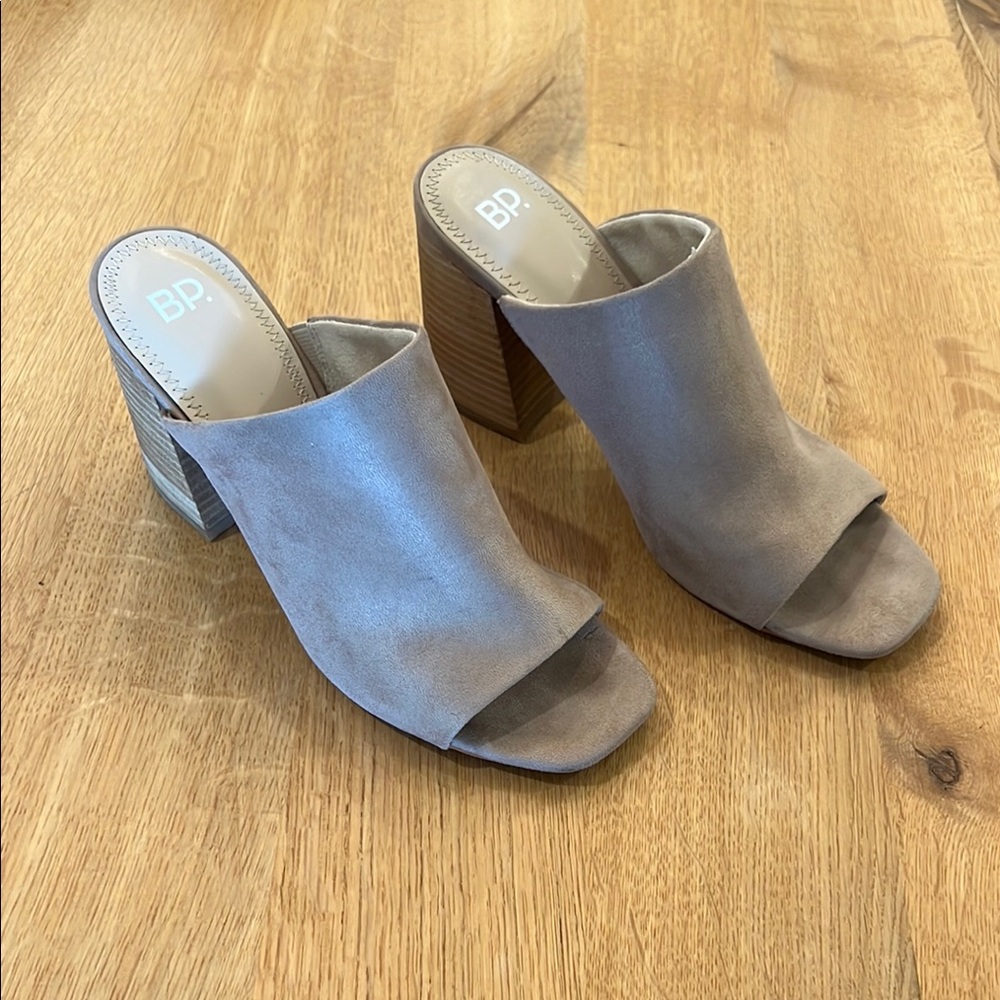 BP Women's Taupe Open-Toe Mules 3.5” Height, Size 8.5
